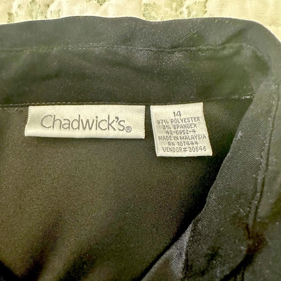 Chadwick’s Button-Down Women’s Shirt - Picture 8 of 11